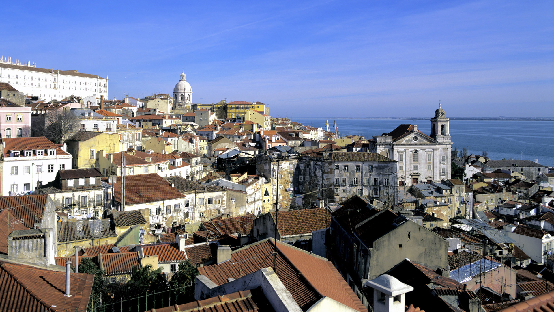 Blick über Lissabon | picture alliance / Arcaid